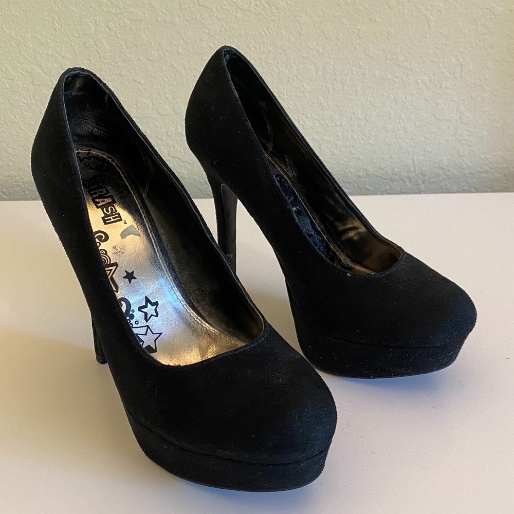 Women's Platform Pump Style Shoes /  Black  /  Size US:  7 1/2